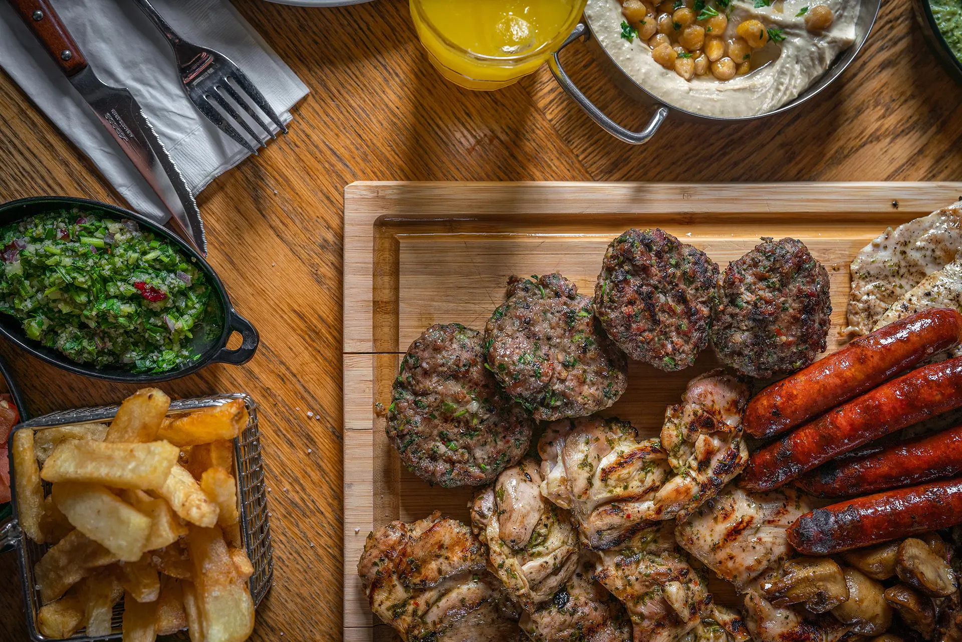 תפריטי חנות האוכל